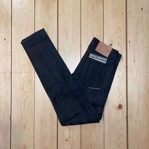 A DOUBLEWOOD PROJECT straight super comfort narrow jeans, US 28